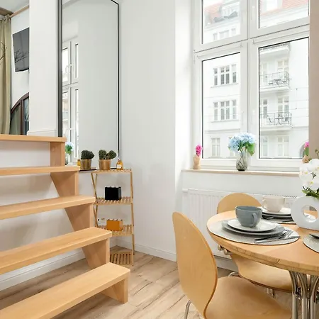 Wierzbiecice For 4 Guests Near The Center Of By Renters Apartment